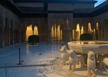 alhambra palace night tour attendance revenue